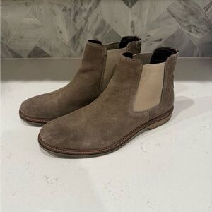 Aldo Taupe Suede Chukka Boots